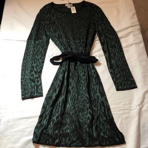 Vintage St. John green & black jaguar print.